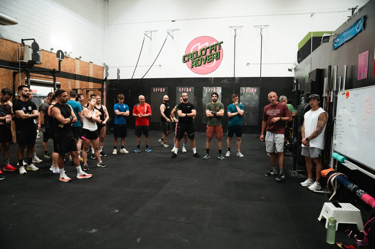 Atleti al box CrossFit Roveri